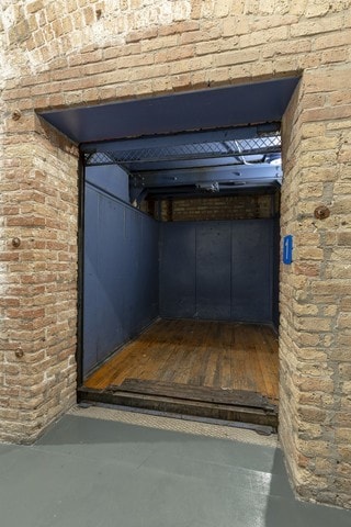 835 N Wood St Unit 301, Chicago, IL 60622 - detailed view of brick wall