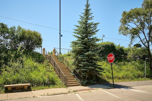 4828 W Berwyn Ave, Chicago, IL 60630 - photo 40