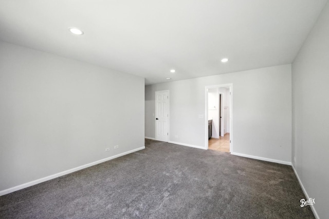 240 Taylor Ct, Buffalo Grove, IL 60089 - carpeted empty room featuring recessed lighting and baseboards