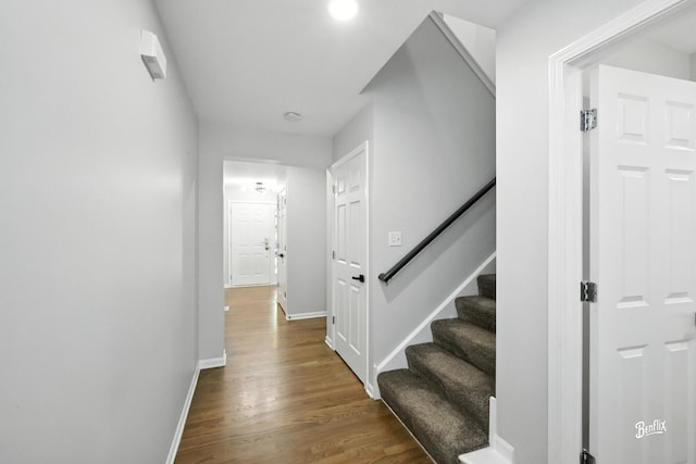 240 Taylor Ct, Buffalo Grove, IL 60089 - hallway with stairway and wood finished floors