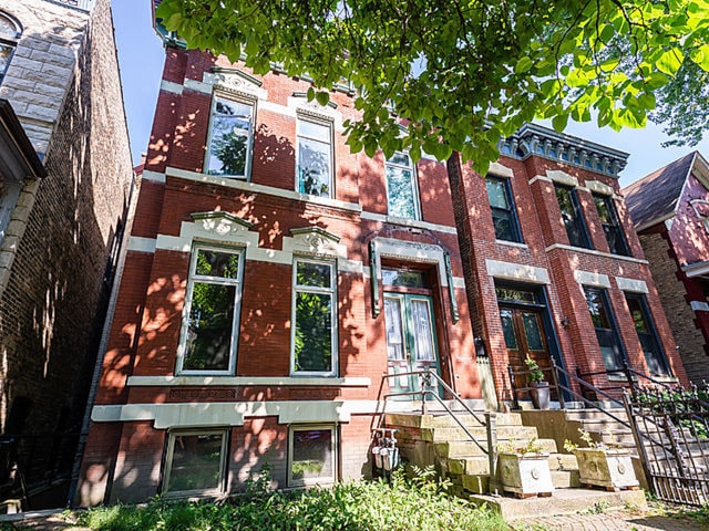 1251 N Hoyne Ave, Chicago, IL 60622 - photo 1