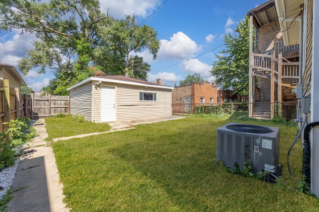8212 S Justine St, Chicago, IL 60620 - fenced backyard featuring an outbuilding