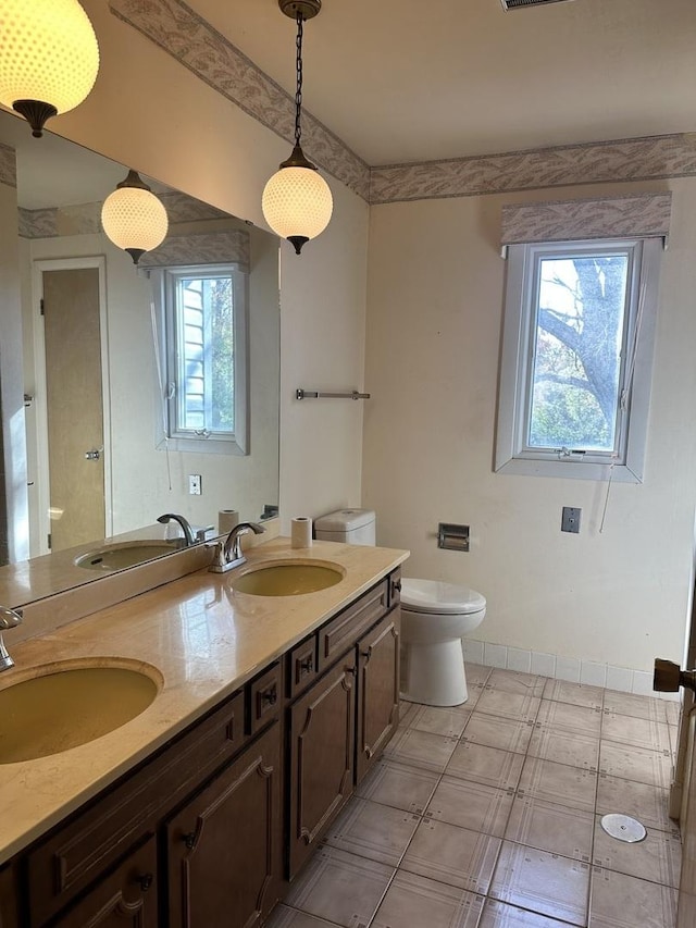 56 Graymoor Ln, Olympia Fields, IL 60461 - full bath featuring double vanity and tile patterned floors