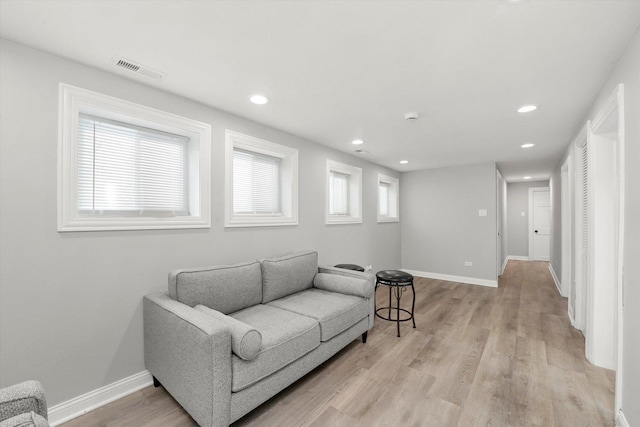 10506 S Edbrooke Ave, Chicago, IL 60628 - photo 13