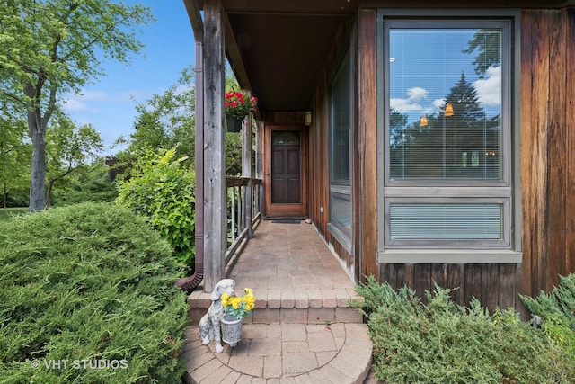 130 Old Dundee Rd, Barrington Hills, IL 60010 - doorway to property