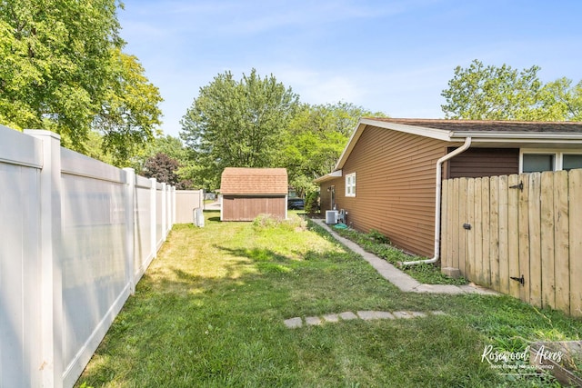 865 Stonewall Dr, Bourbonnais, IL 60914 - photo 19