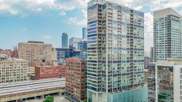 611 S Wells St Unit 2301, Chicago, IL 60607 - city view