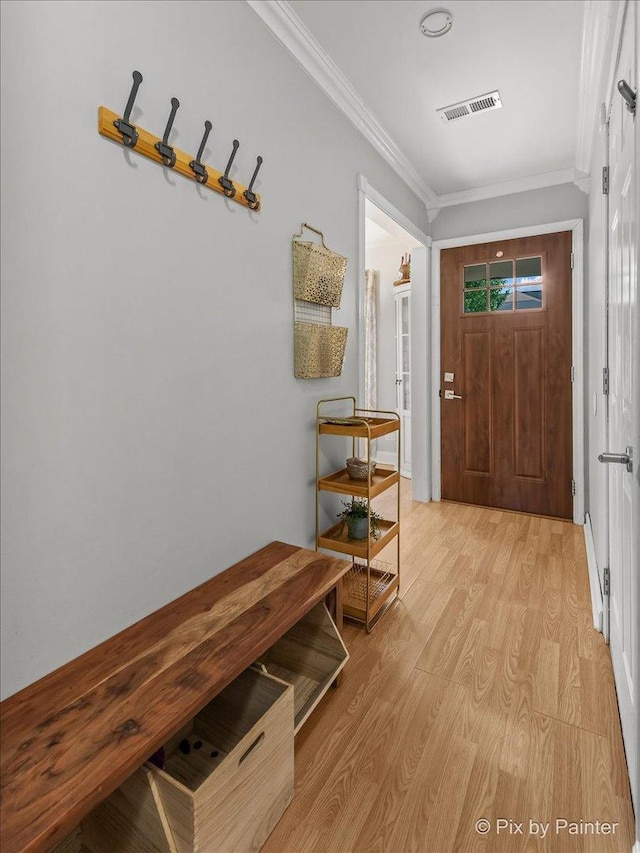 521 Nebraska Cir, Carol Stream, IL 60188 - mudroom with crown molding and light wood-style floors