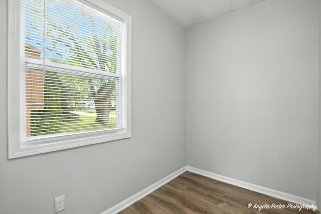 4420 Clearview Dr, Mchenry, IL 60050 - empty room with baseboards and dark wood-style flooring