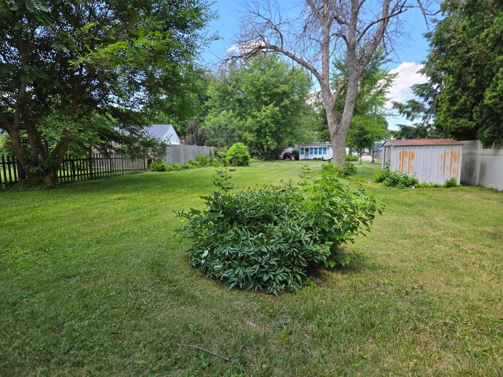 507 Emery St, Prophetstown, IL 61277 - photo 2