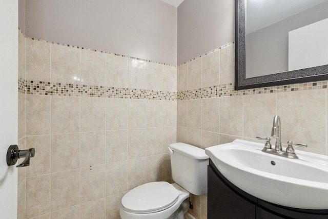 9815 Nottingham Ave Unit 201, Chicago Ridge, IL 60415 - bathroom with tile walls and vanity