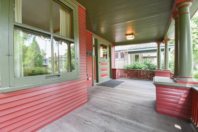 125 S Ridgeland Ave, Oak Park, IL 60302 - view of wooden porch