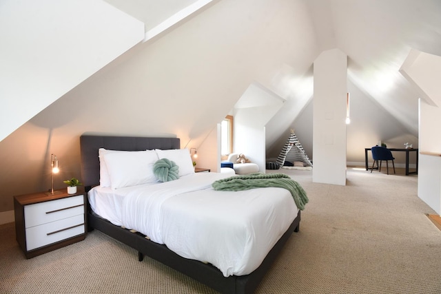 125 S Ridgeland Ave, Oak Park, IL 60302 - bedroom featuring light carpet and vaulted ceiling