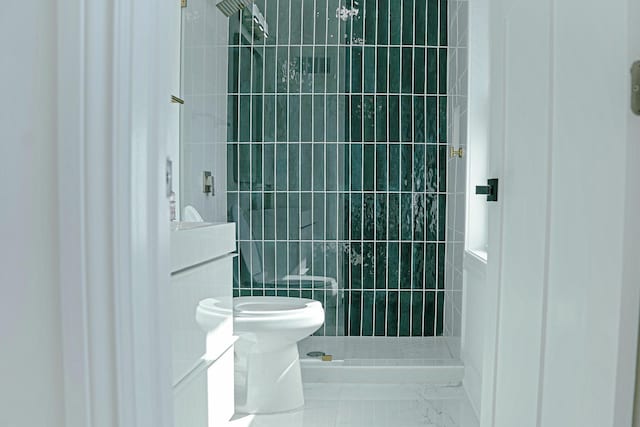 2913 N Kolmar Ave, Chicago, IL 60641 - full bathroom with vanity and tiled shower