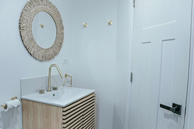 2913 N Kolmar Ave, Chicago, IL 60641 - half bath with vanity and toilet