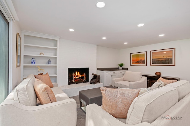 560 Golf Ln, Lake Forest, IL 60045 - living area with a fireplace, recessed lighting, and built in features