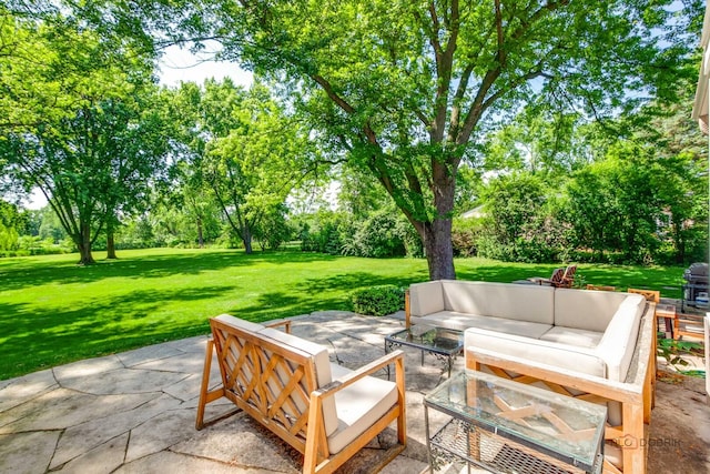 560 Golf Ln, Lake Forest, IL 60045 - view of patio featuring outdoor lounge area and view of wooded area