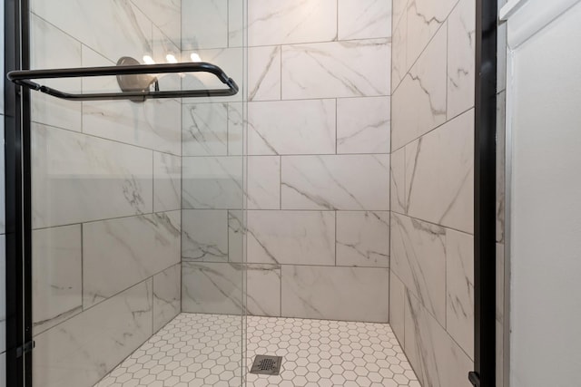 12123 S 72nd Ct, Palos Heights, IL 60463 - full bath featuring a stall shower