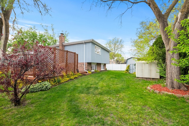 12123 S 72nd Ct, Palos Heights, IL 60463 - view of yard featuring a storage shed