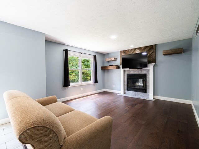 25 Greenbriar Rd, Mackinaw, IL 61755 - photo 15