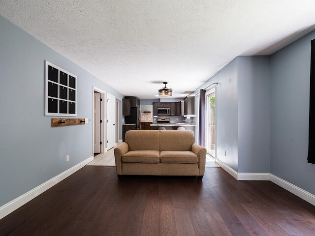 25 Greenbriar Rd, Mackinaw, IL 61755 - photo 17