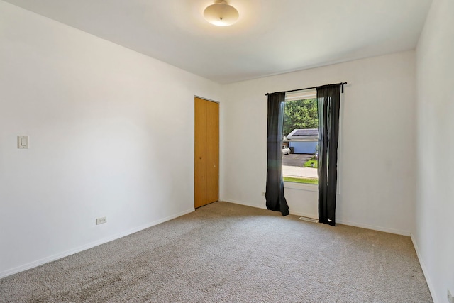 4113 Luckie Ct, Zion, IL 60099 - carpeted spare room with baseboards