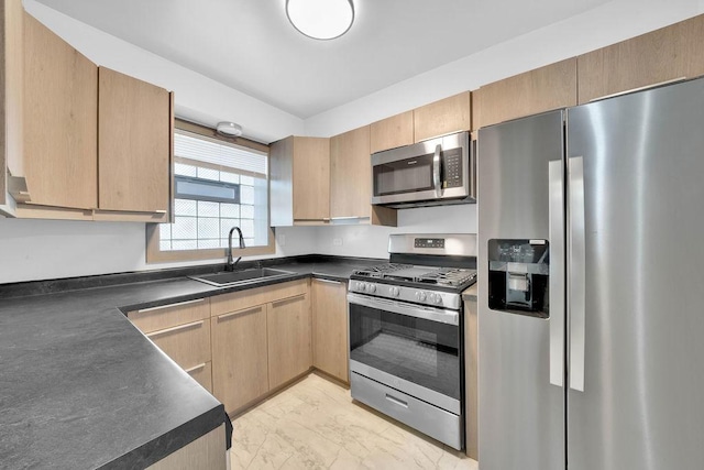7327 S Hoyne Ave, Chicago, IL 60636 - photo 4