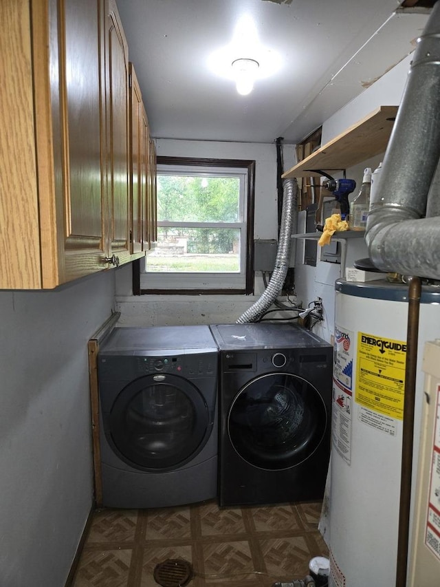 423 W Walnut Dr, Streamwood, IL 60107 - laundry room with gas water heater and washing machine and clothes dryer