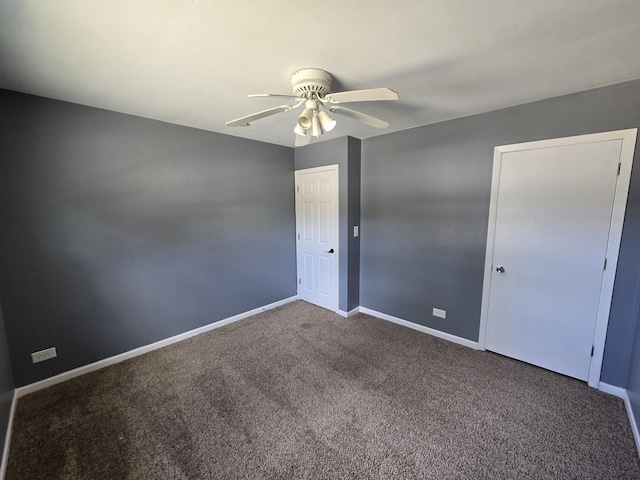 423 W Walnut Dr, Streamwood, IL 60107 - unfurnished bedroom featuring carpet floors, a ceiling fan, and a closet
