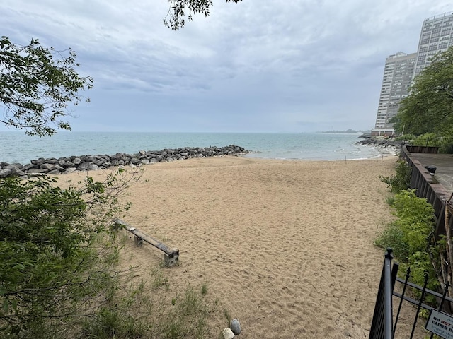 6257 N Sheridan Rd Unit 39, Chicago, IL 60660 - water view
