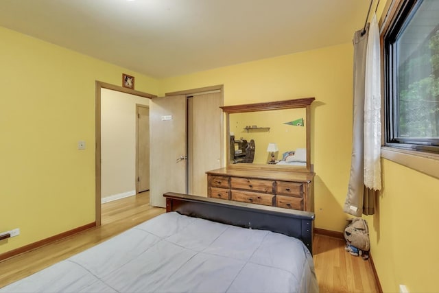 126 Oak Ave, Wood Dale, IL 60191 - bedroom featuring wood finished floors