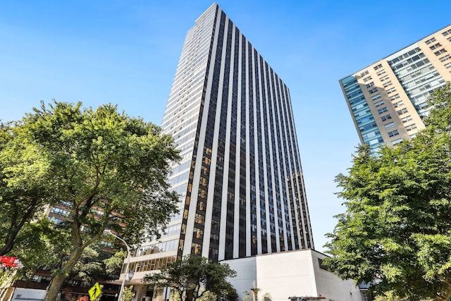 3150 N Lake Shore Dr Unit 8E, Chicago, IL 60657 - view of property