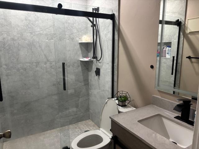 9388 Bay Colony Dr Unit 1S, Des Plaines, IL 60016 - full bath with a shower stall and vanity