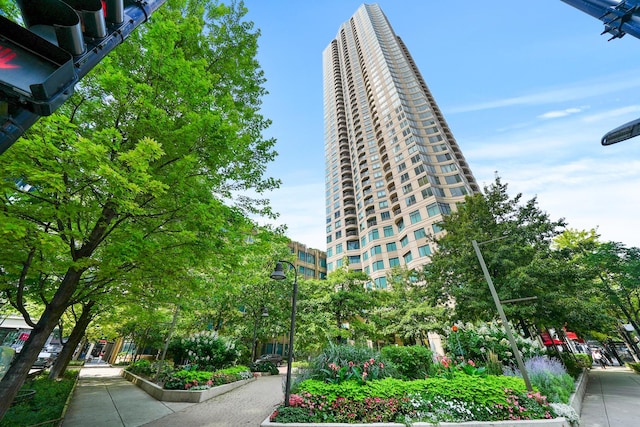 400 N Lasalle Dr Unit 2007, Chicago, IL 60654 - view of building exterior