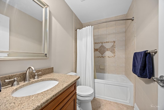 4037 Main St, Downers Grove, IL 60515 - full bath featuring vanity, shower / tub combo, and tile patterned flooring