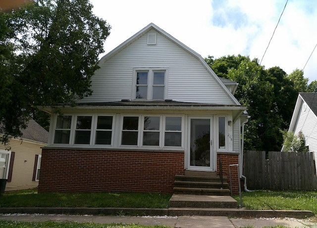 208 E State St, Fairmount, IL 61841 - photo 1