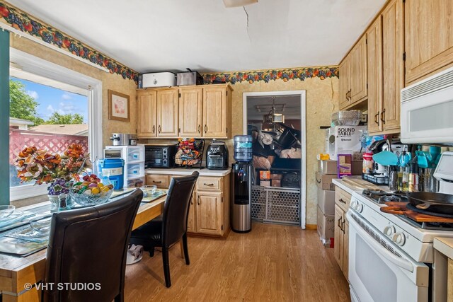 202 E Rose St, Glenwood, IL 60425 - photo 5