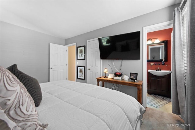 862 Arthur Dr, Elgin, IL 60120 - carpeted bedroom featuring ensuite bath and lofted ceiling