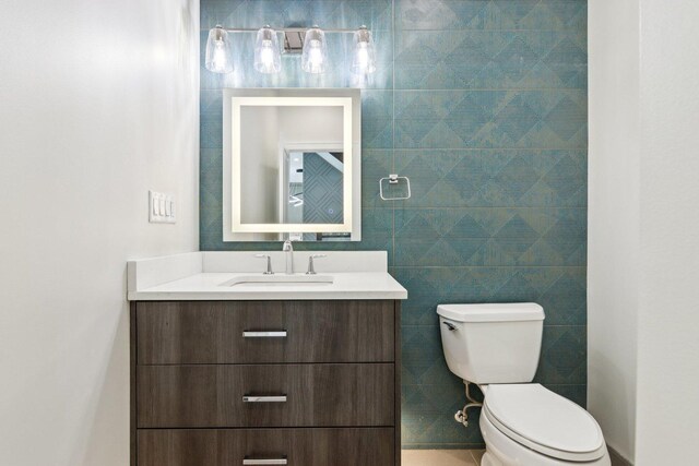 3933 Gloria Ct, Glenview, IL 60025 - half bath featuring toilet and vanity
