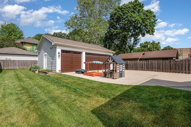 26 S Chestnut Ave, Arlington Heights, IL 60005 - fenced backyard with a patio, a garage, a jacuzzi, and an outdoor structure