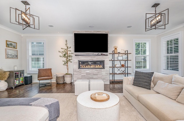 26 S Chestnut Ave, Arlington Heights, IL 60005 - living area featuring a chandelier, wood finished floors, ornamental molding, and a fireplace