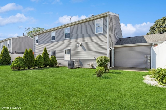 1335 Chelsea Cv, Roselle, IL 60172 - back of property