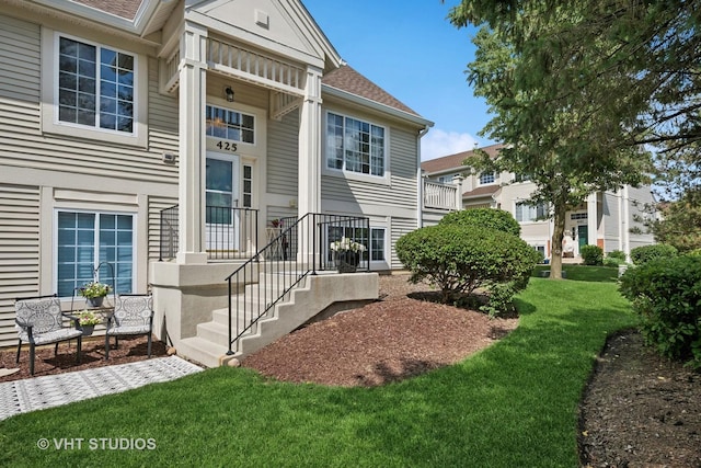 425 Cary Woods Cir, Cary, IL 60013 - photo 2