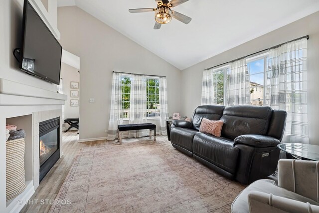 425 Cary Woods Cir, Cary, IL 60013 - photo 5