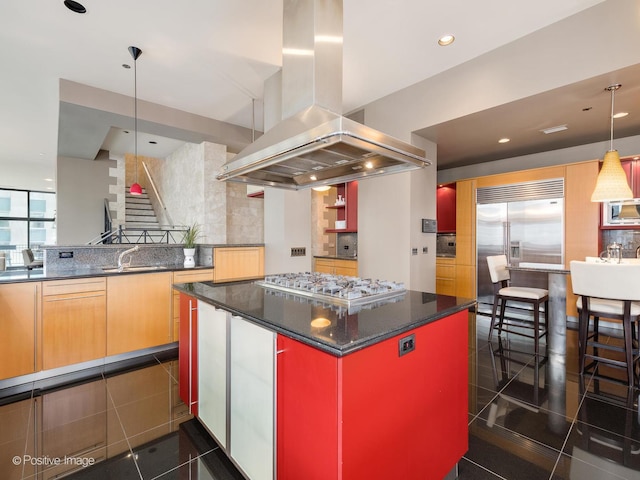 333 W Hubbard St Unit 1006, Chicago, IL 60654 - kitchen with island range hood, built in appliances, dark countertops, a center island, and recessed lighting