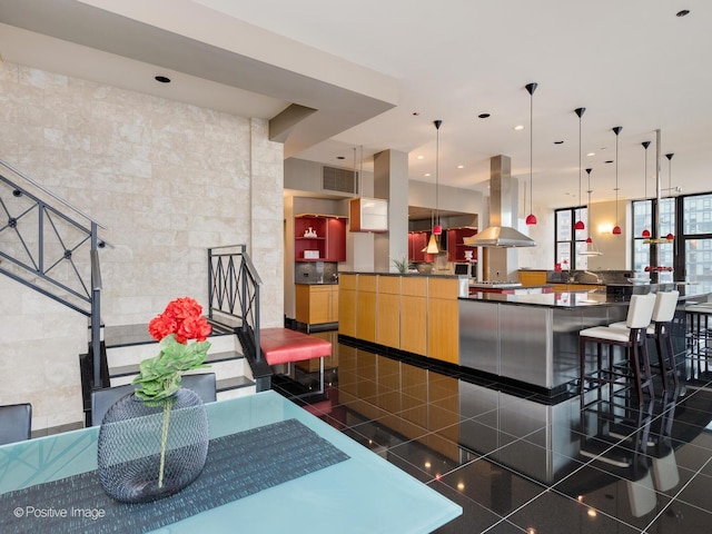 333 W Hubbard St Unit 1006, Chicago, IL 60654 - reception area with recessed lighting