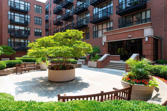 333 W Hubbard St Unit 1006, Chicago, IL 60654 - view of home's community