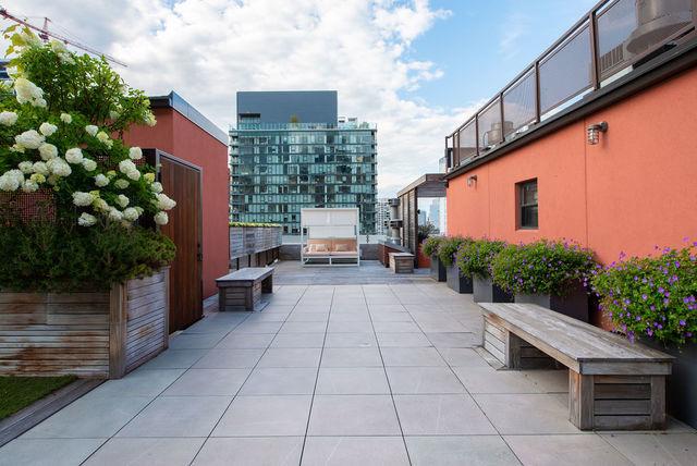 333 W Hubbard St Unit 1006, Chicago, IL 60654 - view of patio / terrace