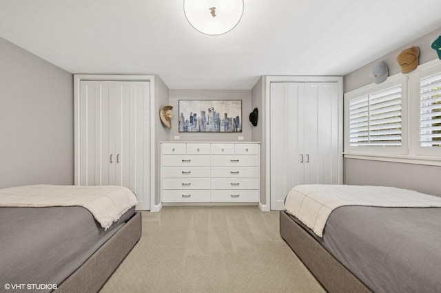 19 N Stough St, Hinsdale, IL 60521 - bedroom featuring light colored carpet and baseboards
