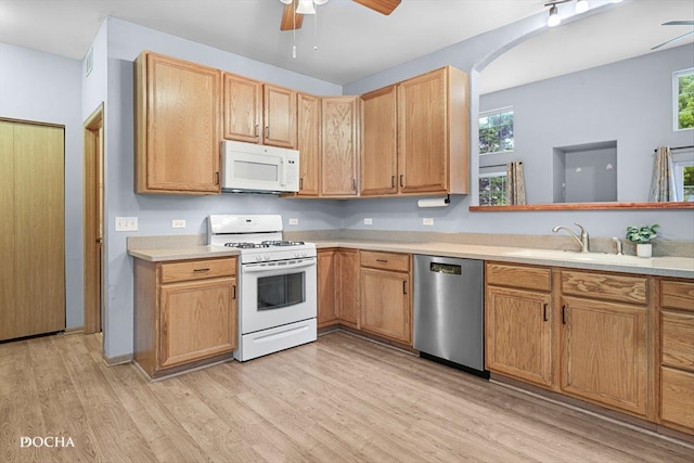 1422 Citadel Dr Unit 0, Joliet, IL 60435 - kitchen featuring white appliances, a ceiling fan, light wood-style floors, and light countertops